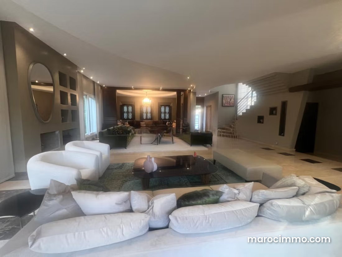 Villa 616 m² avec piscine et jardin, Californie, Casablanca — Casablanca