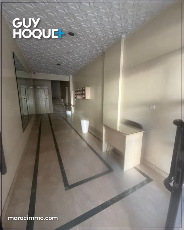 Appartement à vendre pour usage professionnel — 2