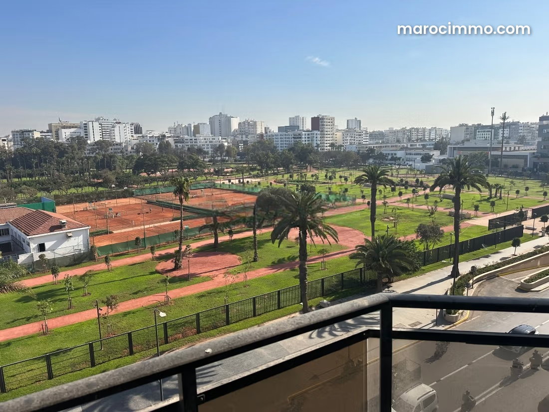 3-Bedroom Apartment with Terrace in Gauthier, Casablanca — Casablanca