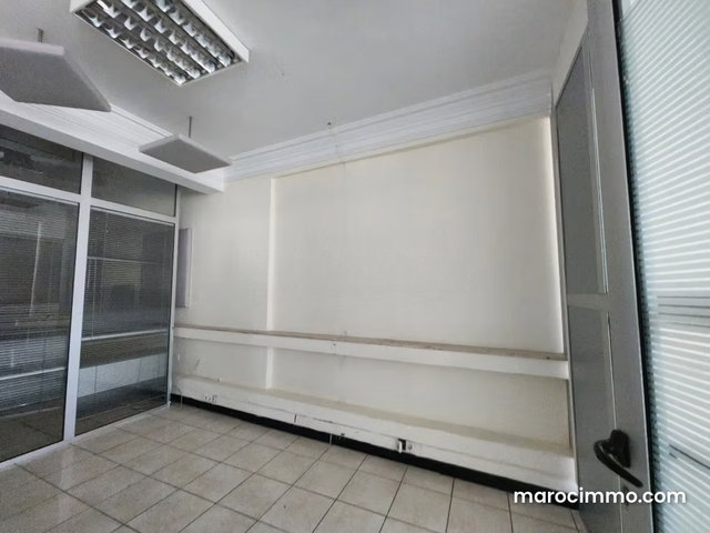 Bureau 145 m², vue panoramique — 4