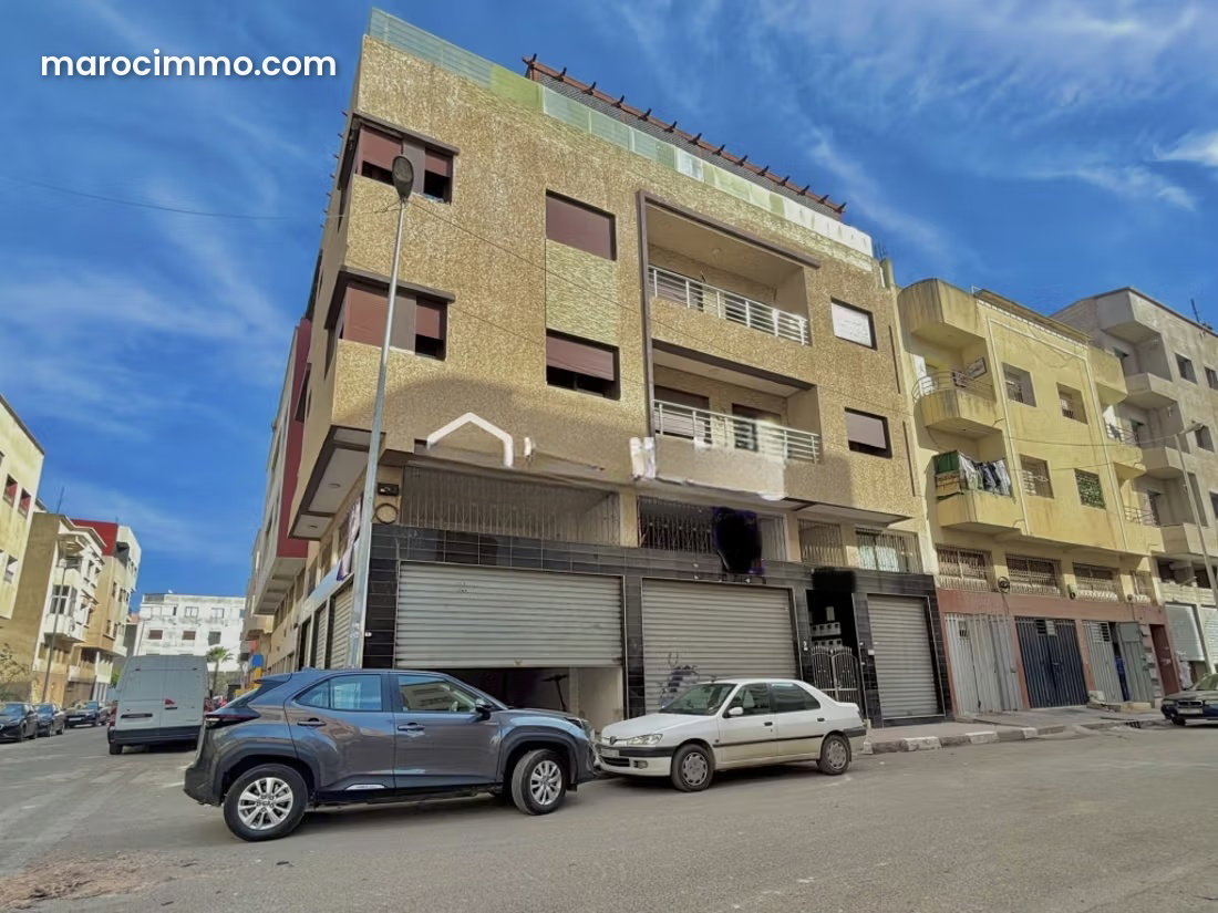 116 m² Commercial Premises with Mezzanine for Sale in Oulfa, Casablanca — Casablanca