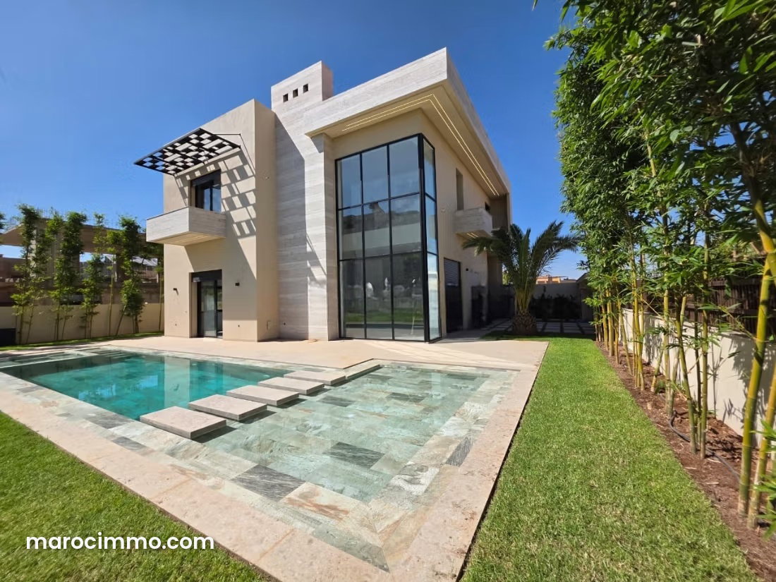 1,000 m² Villa, Tahanaoute Road, Marrakech, Palm Grove Views — Marrakesh