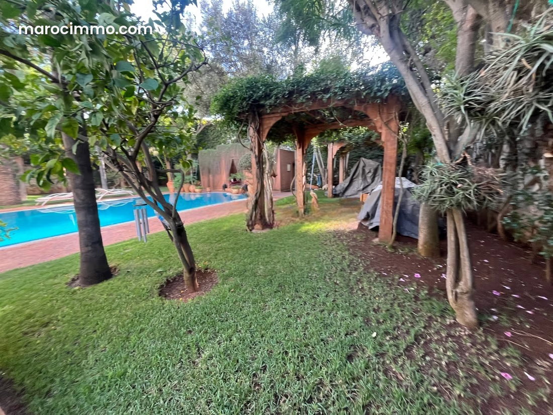 500 m² Villa with Swimming Pool and Large Garden, Californie, Casablanca — Casablanca