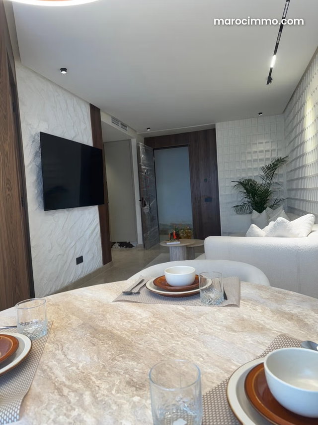 Bel appartement à vendre à Les princesses. 1 Pièce. Porte blindée, salon marocain — 5