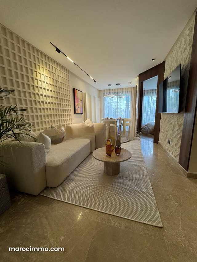 Bel appartement à vendre à Les princesses. 1 Pièce. Porte blindée, salon marocain — 3