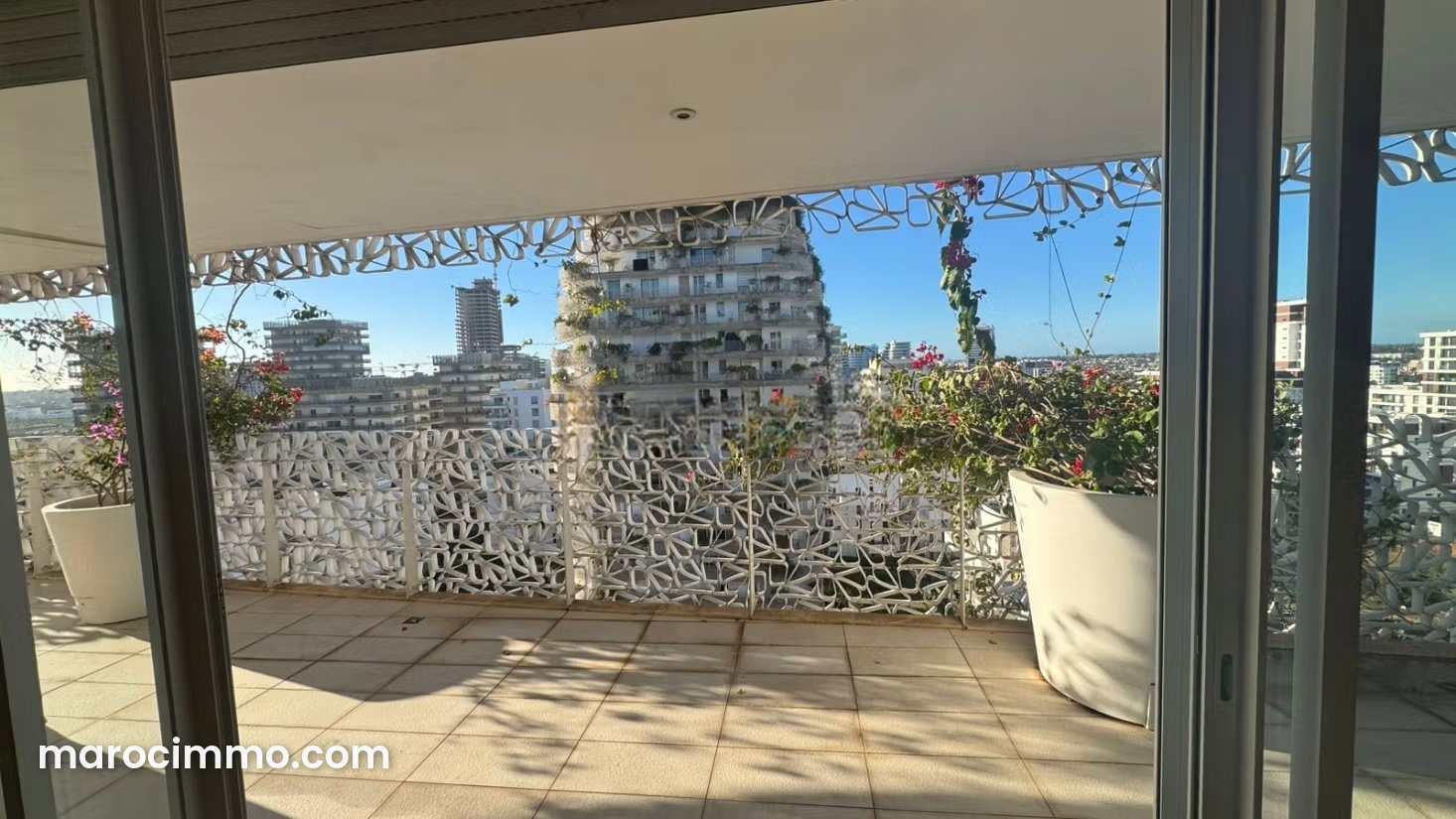 150 sq m apartment with 107 sq m terrace, Casablanca Finance City — Casablanca