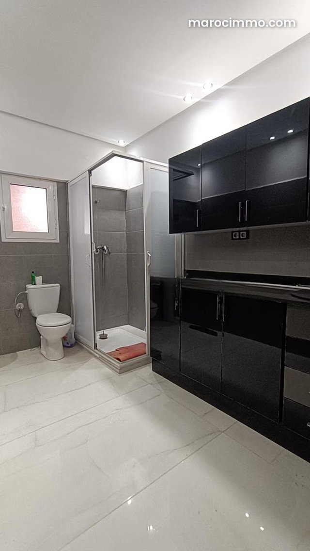 Duplex à usage de bureau à vendre — 3