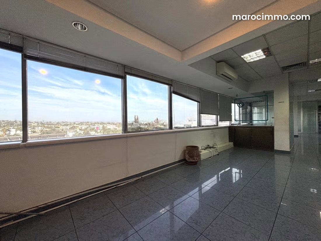 181 m² Office for Rent, Racine, Casablanca, Modern Building — Casablanca