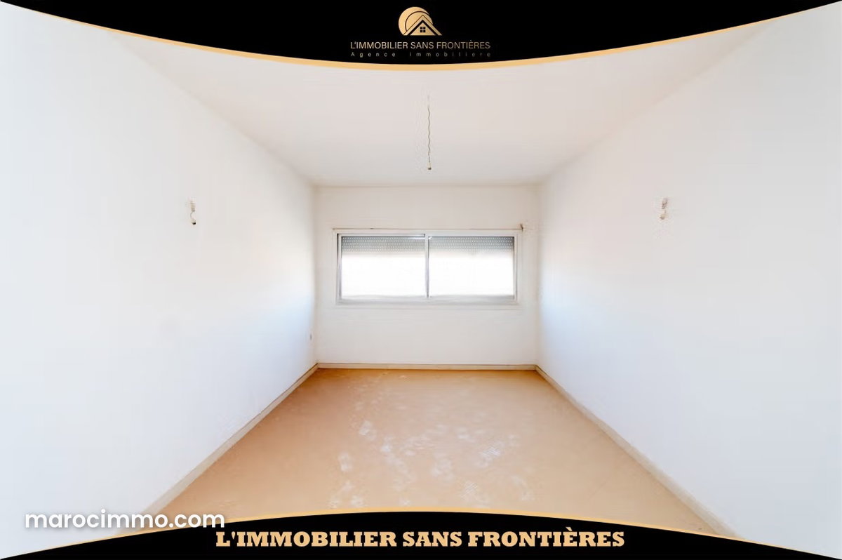 Appartement vide à vendre — Parking Azzouzia, Marrakech