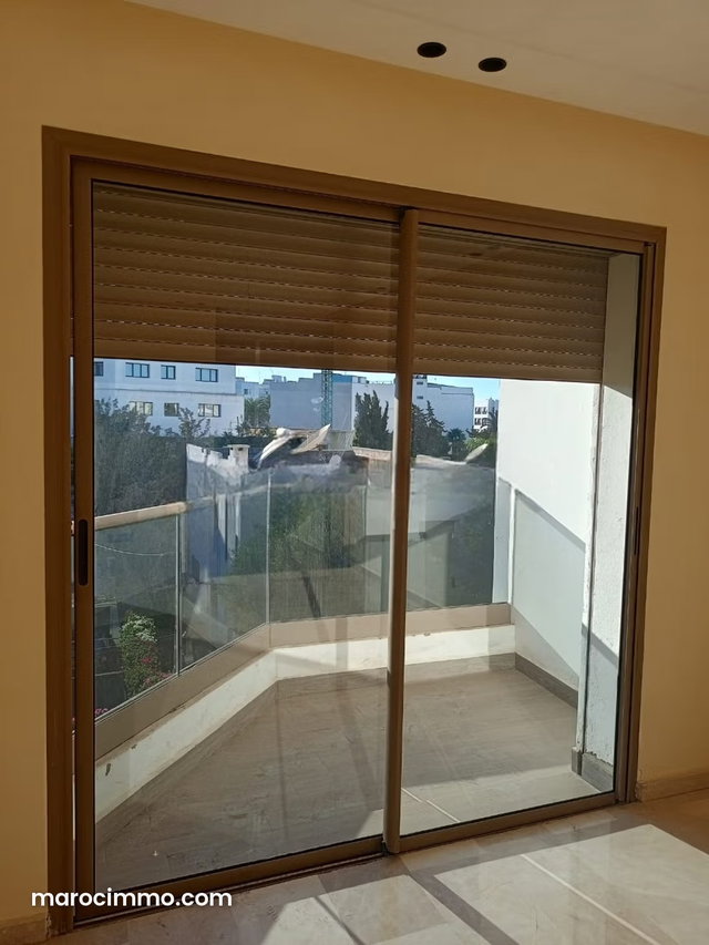 Appartement a vendre neuf maarif ext — 2