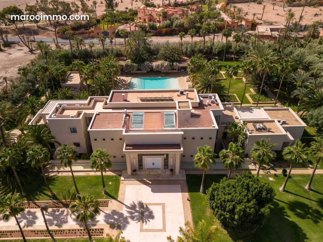 Exceptional 2,200 sqm villa with 13,500 sqm grounds, Marrakech Palmeraie — Marrakesh