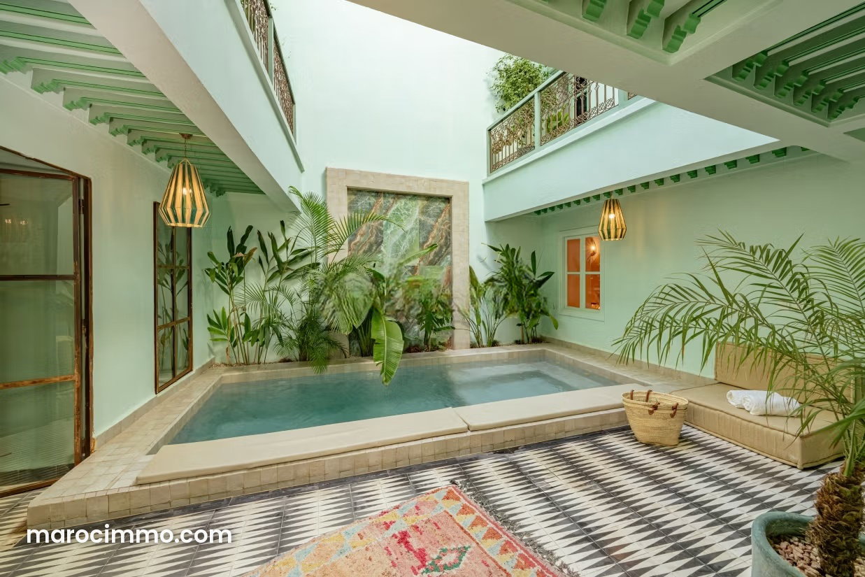 Riad with 5 Suites, Pool and Rooftop, Mouassine, Marrakech — Marrakesh
