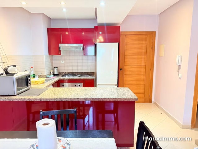 Très bel studio en location près bd Anfa. 1 belle chambre. Meublé — 2