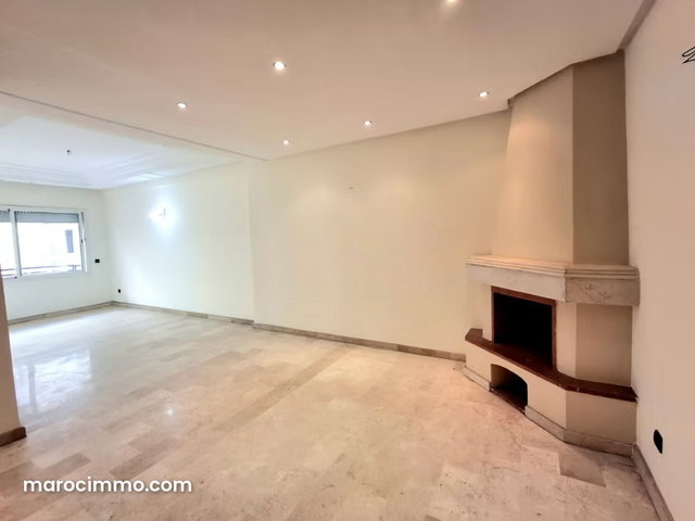 Joli appartement avec belle terrasse à louer — 2