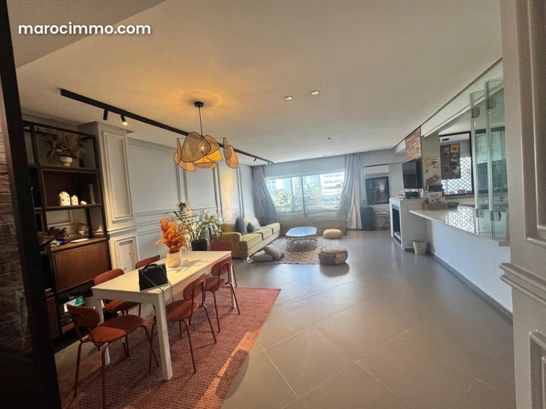 120 m² Furnished 3-Bedroom Apartment, Casablanca City Centre — Casablanca