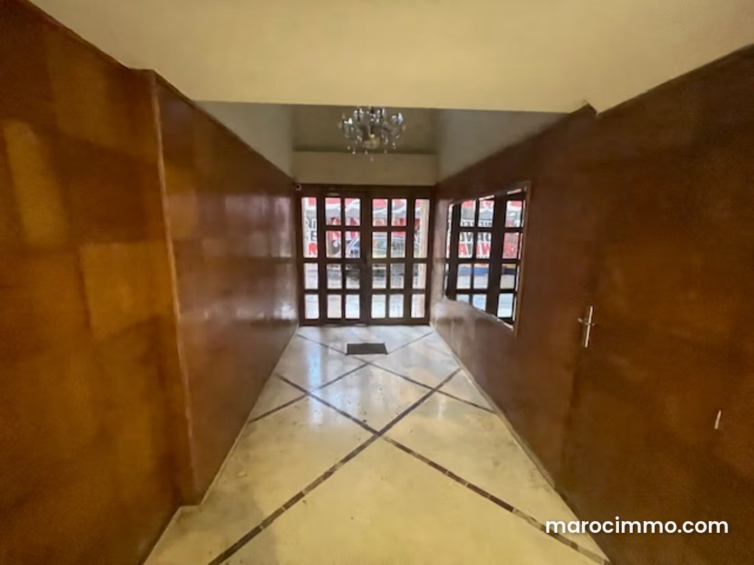 2-Bedroom Apartment for Sale in Anfa, Casablanca, 91 m² with Garage — Casablanca