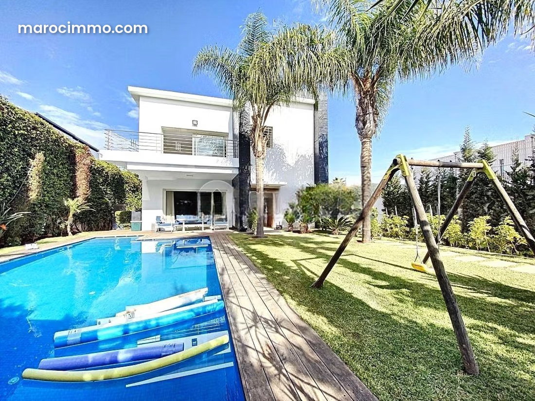 Villa haut standing à vendre à Mandarona, Casablanca — Casablanca