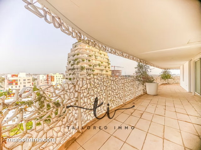 Appartement de 3 chambres à louer à Casa Finance city — 2