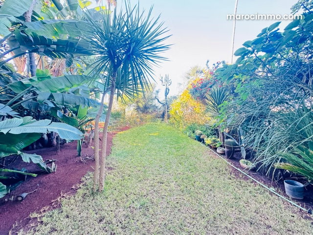 Rez de jardin à vendre à Ain Diab — 2