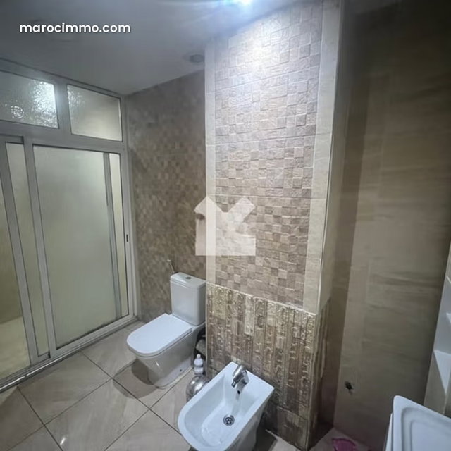 Appartement à Vendre de 102.0 m² à Casablanca, Belvedere Roches Noires — 4