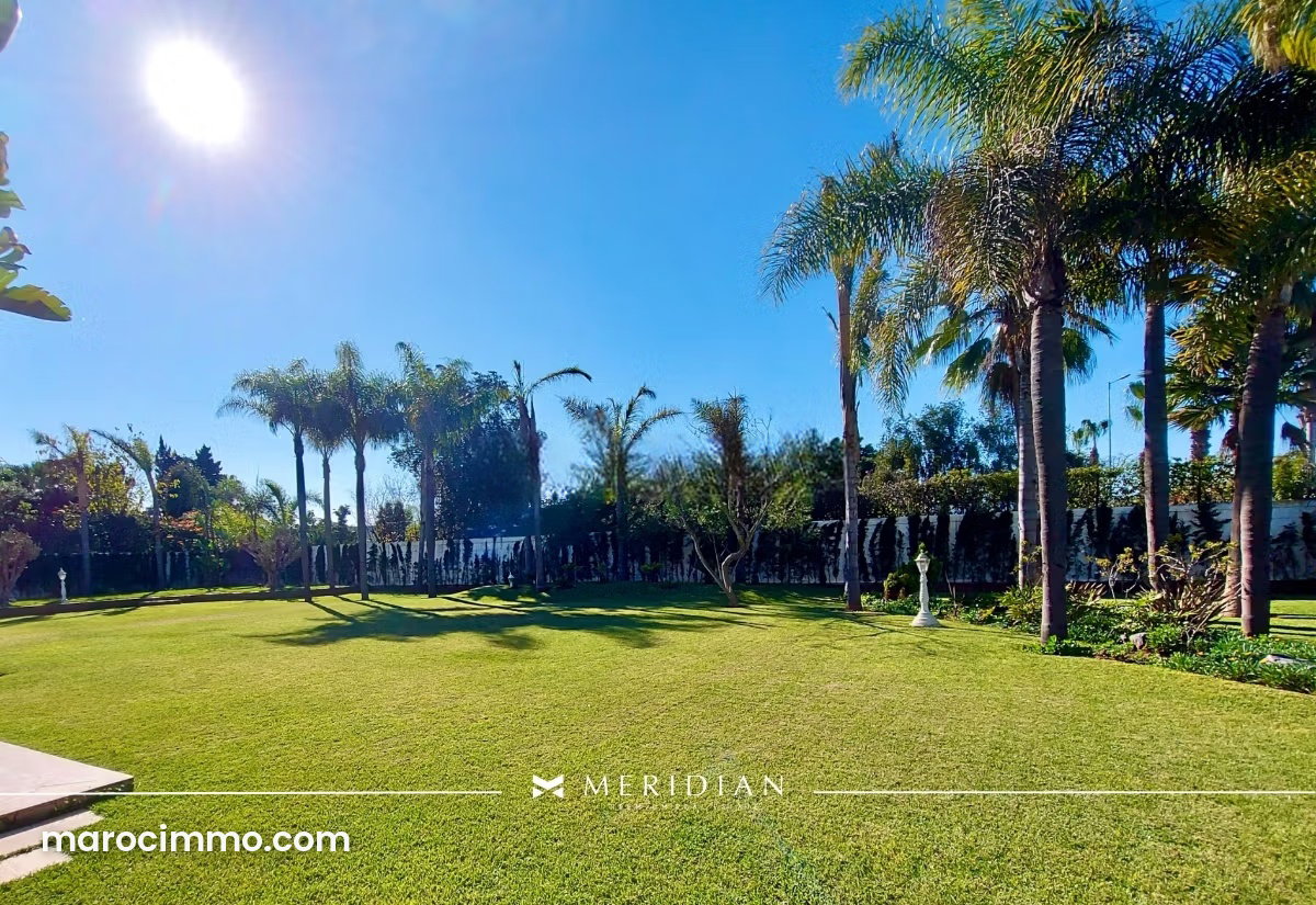 1,000 m² Villa on a 2,000 m² Garden, Souissi, Rabat — Rabat