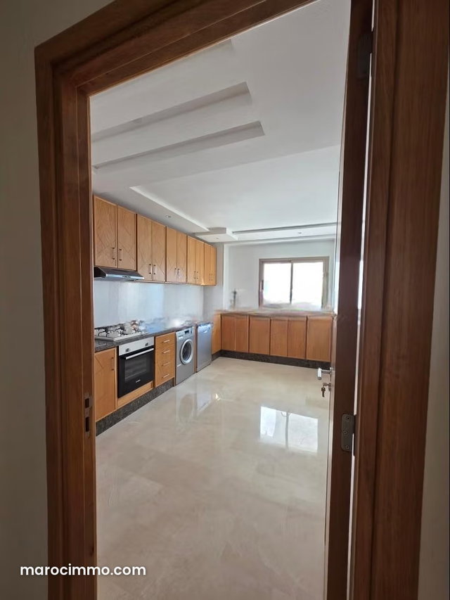Beautiful Apartment for Rent in Iberia. 130 m² Surface. Elevator and Parking — 5