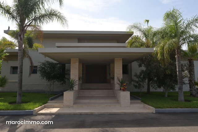Prestige Villa in Bouskoura Labissa — 3