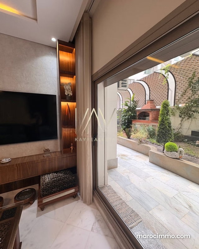 Vente d'un bel appartement à Sania. 3 pièces. Jardin — 4