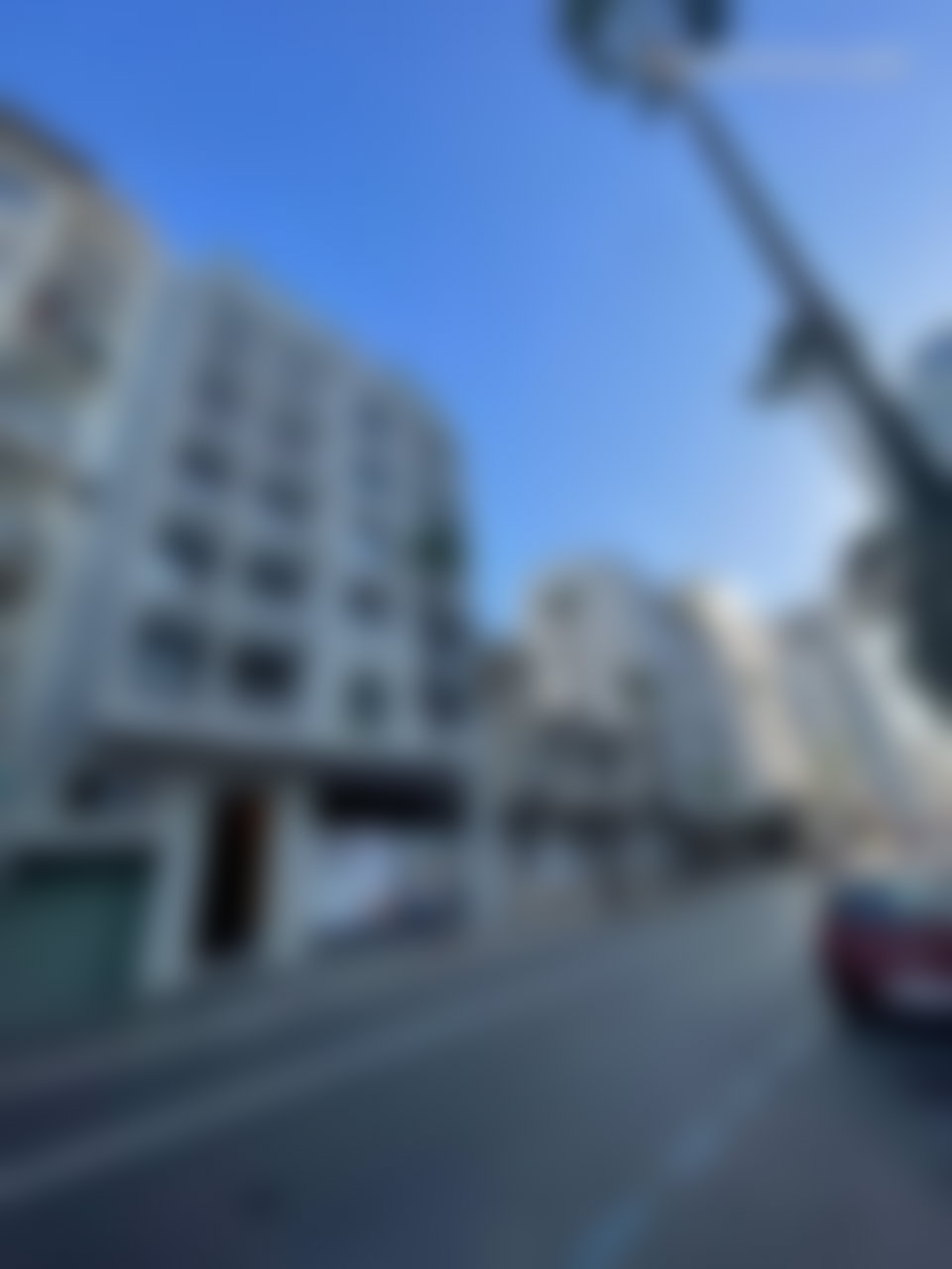 فرصة نادرة لامتلاك محل تجاري في قلب غوتييه