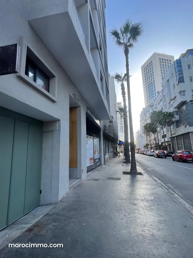 Local pour restaurant à vendre à quartier Gauthier — 2