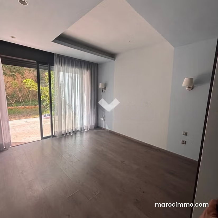 Appartement 189 m², 2 chambres avec jardin, Aïn Diab, Casablanca — Casablanca