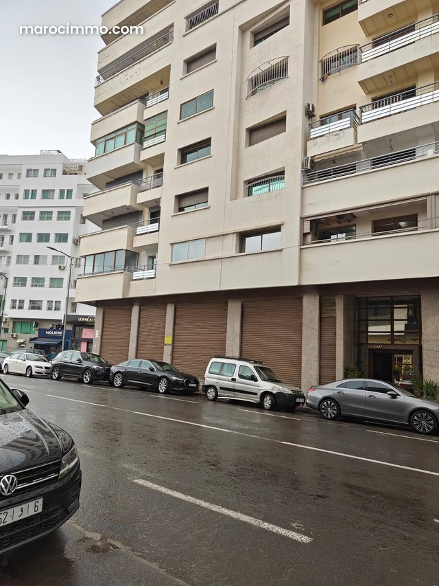 Luxurious Apartment for Sale in Secure Residence — 4