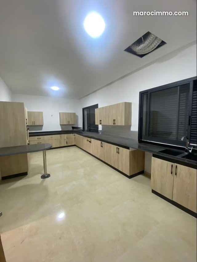 Villa moderne à louer à bassatin el menzeh — 4