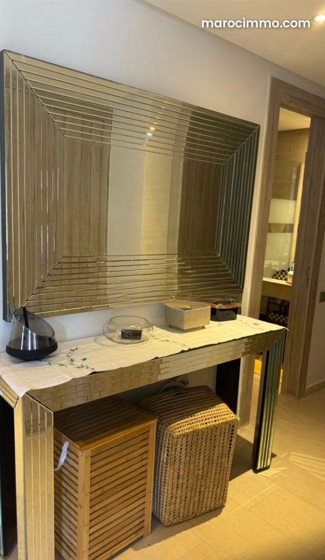 Superbe appartement à vendre à Ain Diab. Surface totale 130 m². Avec ascenseur — 2