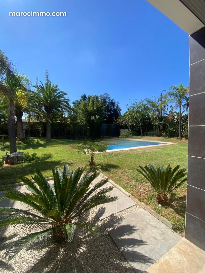 2,000 m² Villa with Pool and Garden, Souissi, Rabat — Rabat