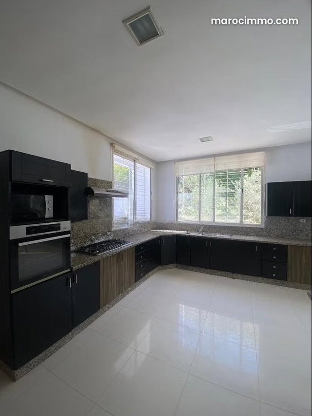 Villa à louer à rabat souissi — 5