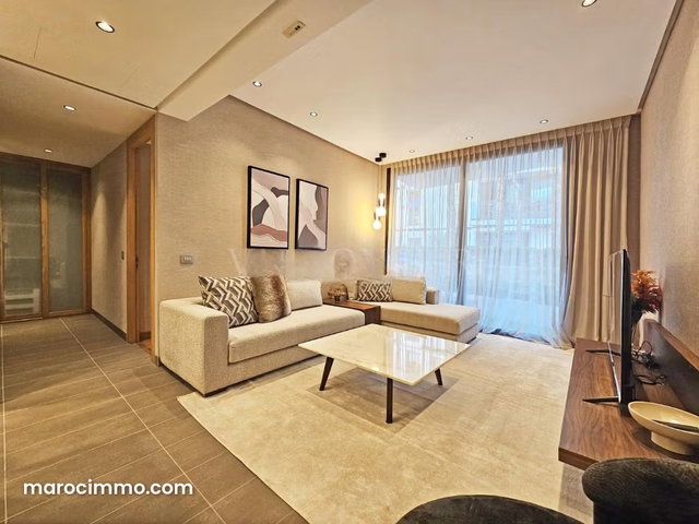 Location Très Beau Studio Meublé idéalement située Ain Diab, Casablanca — 2