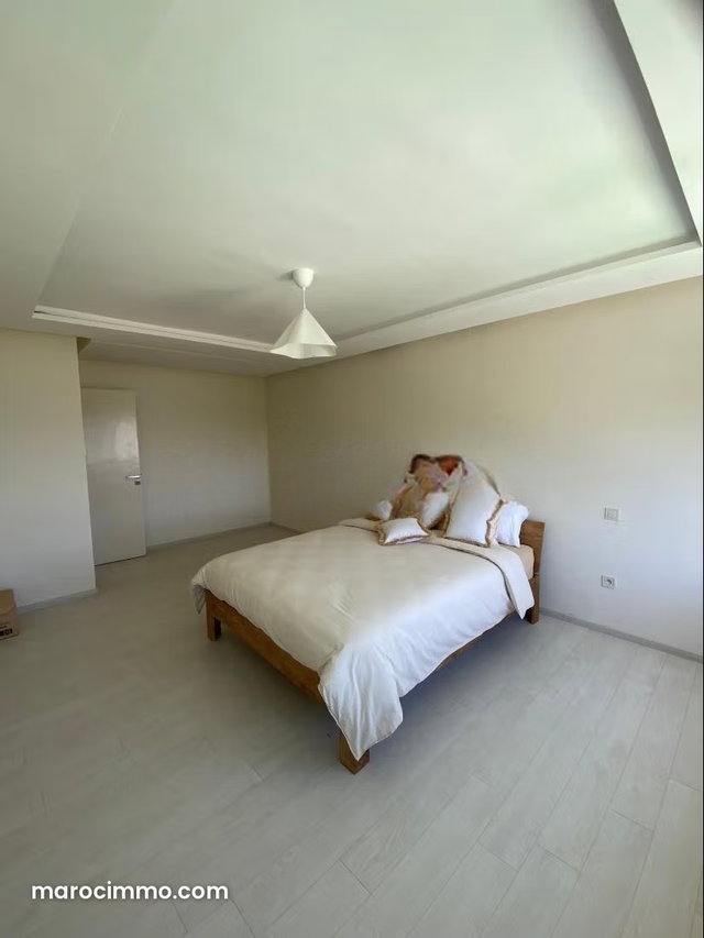 Villa à louer à bassatin El menzeh — 4