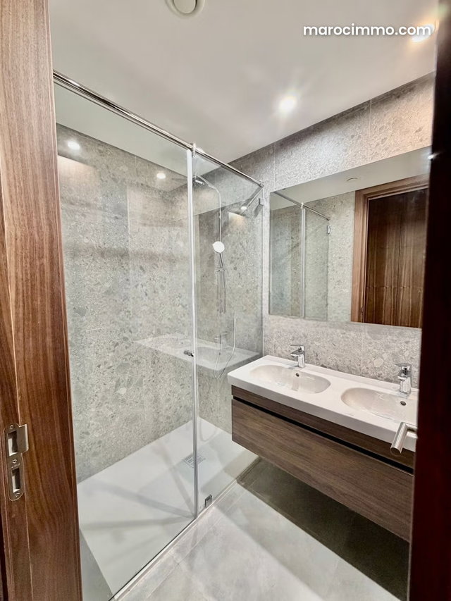 Superbe appartement neuf — 5