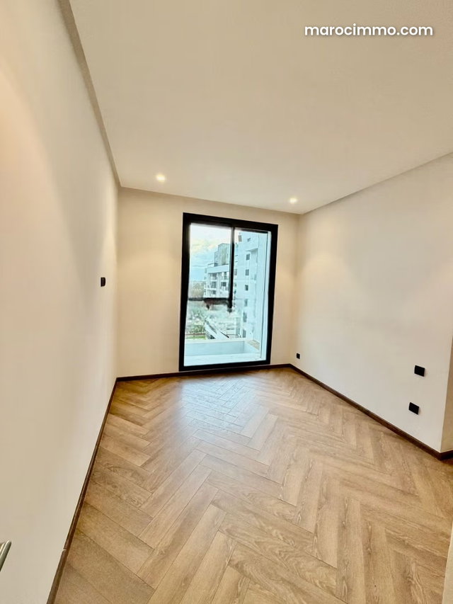 Superbe appartement neuf — 4