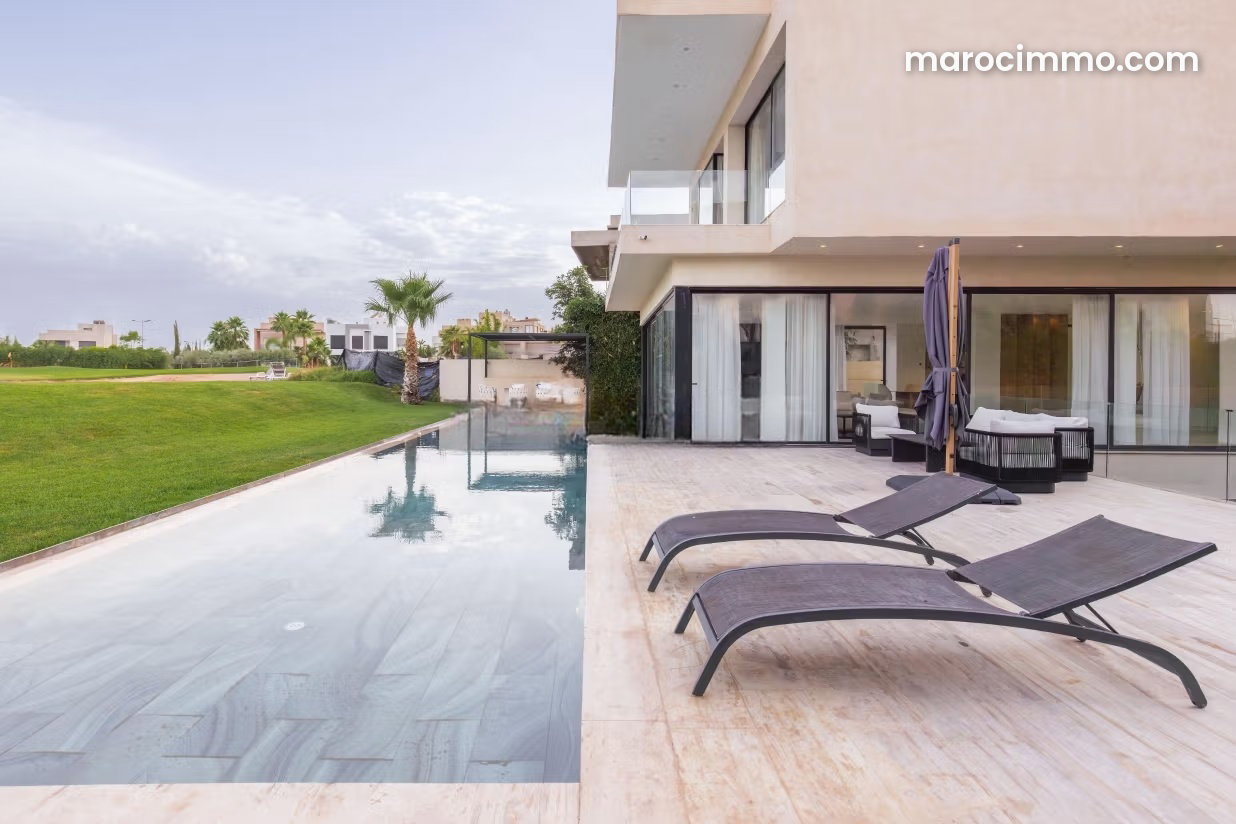 700 m² Villa, 6 Bedrooms with Swimming Pool, Tahanaoute Road, Marrakech — Marrakesh