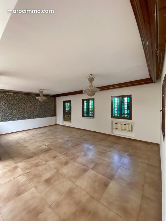 Villa à louer à rabat souissi — 5
