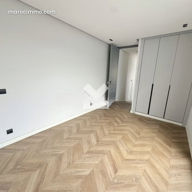 Appartement à Louer de 105.0 m² à Casablanca, Hopitaux — 4