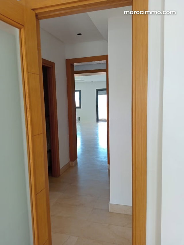 Appartement cossu à Vendre – Riad Oulad Mtaa — 2