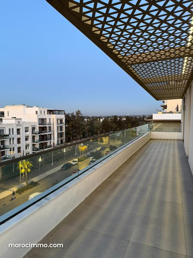 Penthouse Meublé Neuf à louer Orangeraie Souissi — 5