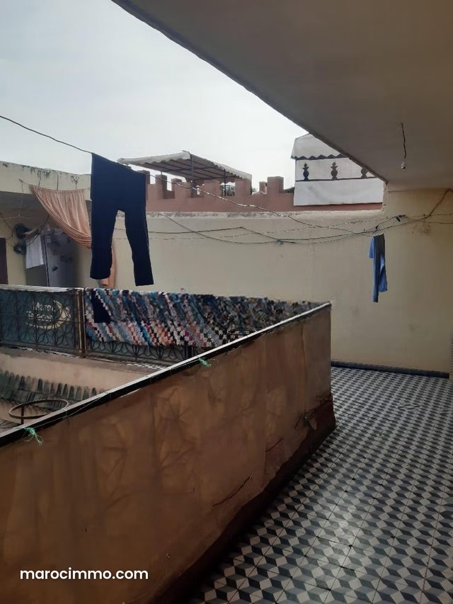 A vendre trés beau Riad au quartier sidi Bouamar — 2