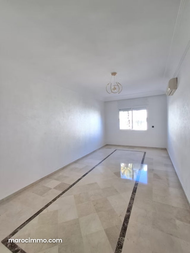 Large Empty Apartment for Rent in BD Ded Far — 2