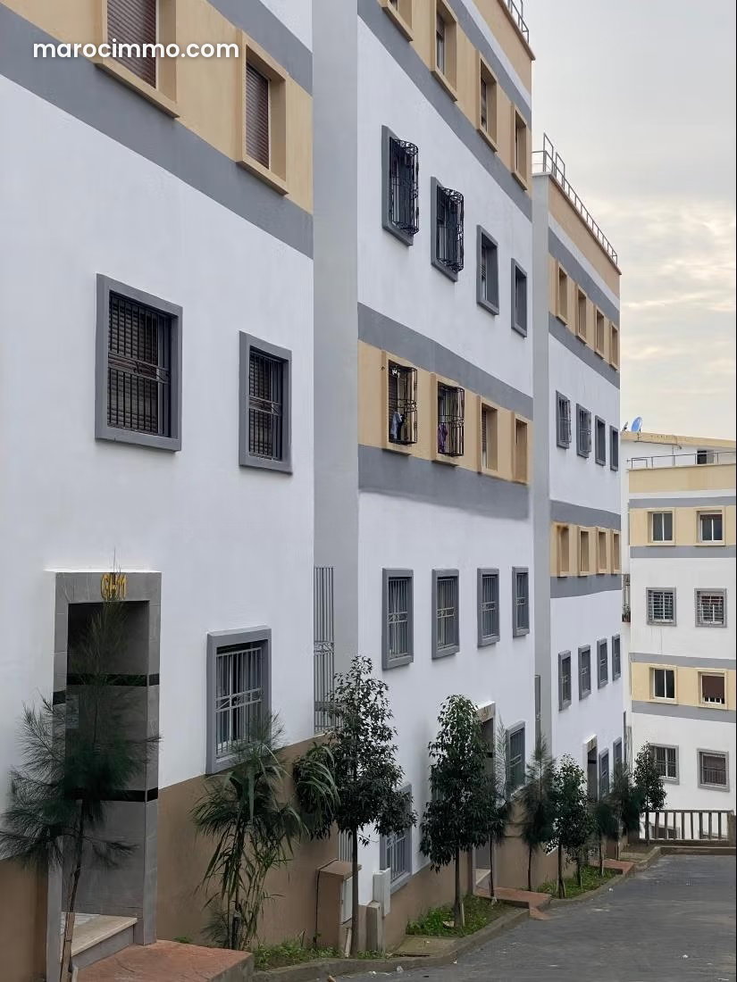 Appartement 3 chambres à Mghogha Tanger à louer — Tanger
