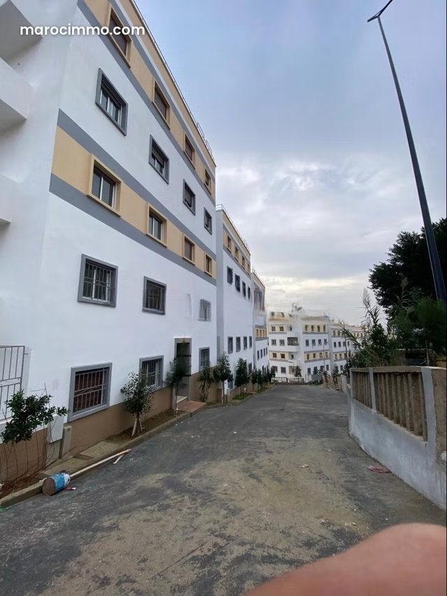 Apartment for rent in Mghogha. 3 comfortable bedrooms. Satellite dish and security — 3