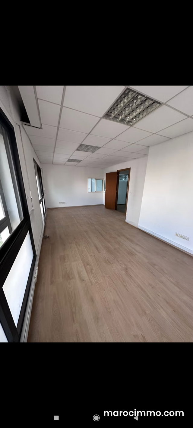 Location bureau 280m² à Anfa — 2